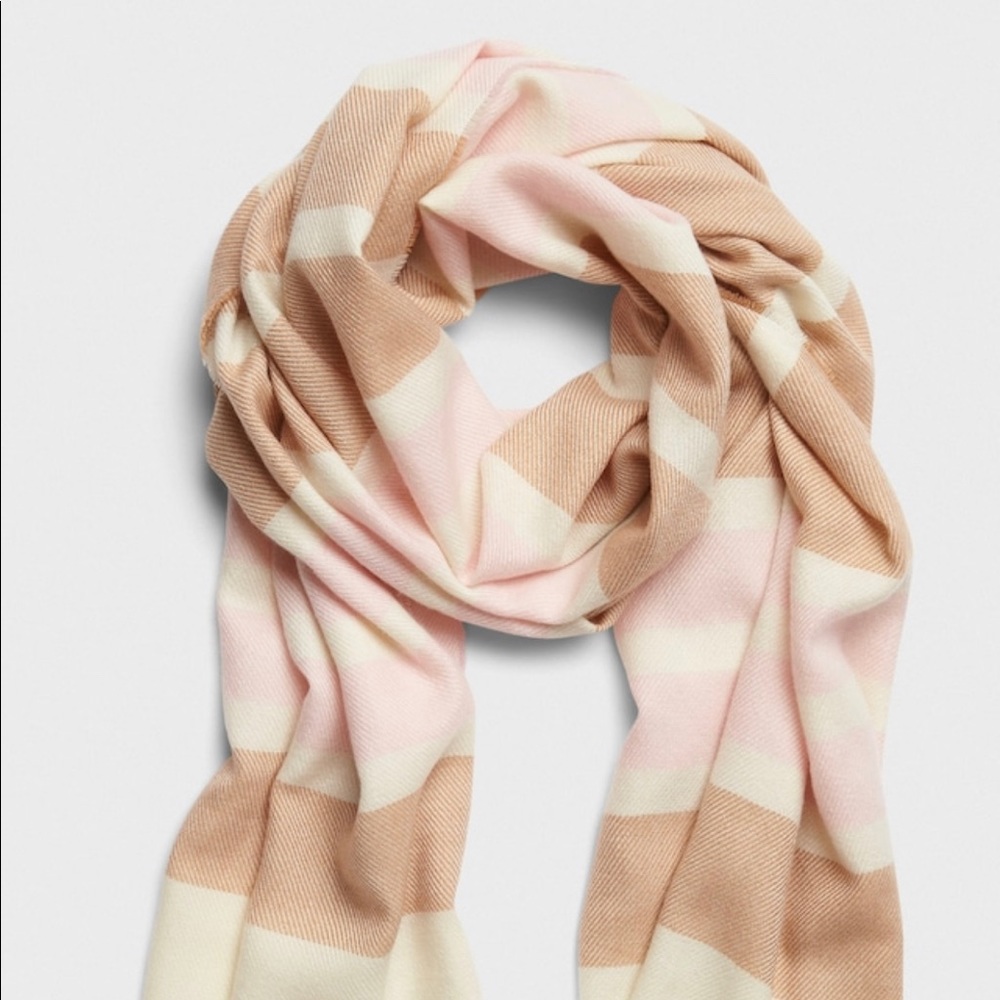 BANANA REPUBLIC Pink stripe scarf